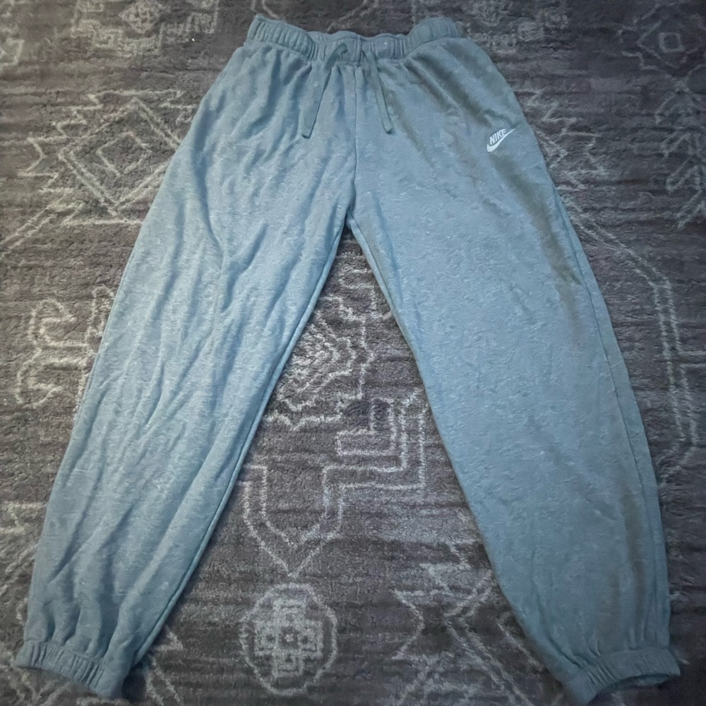 grey medium nike sweat pants